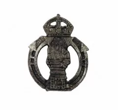 Badge Pin King's Fist